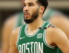 NG体育-关于塔图姆在独行侠比赛中问鼎冠军，关键助攻引发热议！的信息