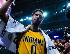 南宫体育-西亚卡姆连续十场比赛得分超过赛况扑朔迷离，快船挑战极限！的简单介绍