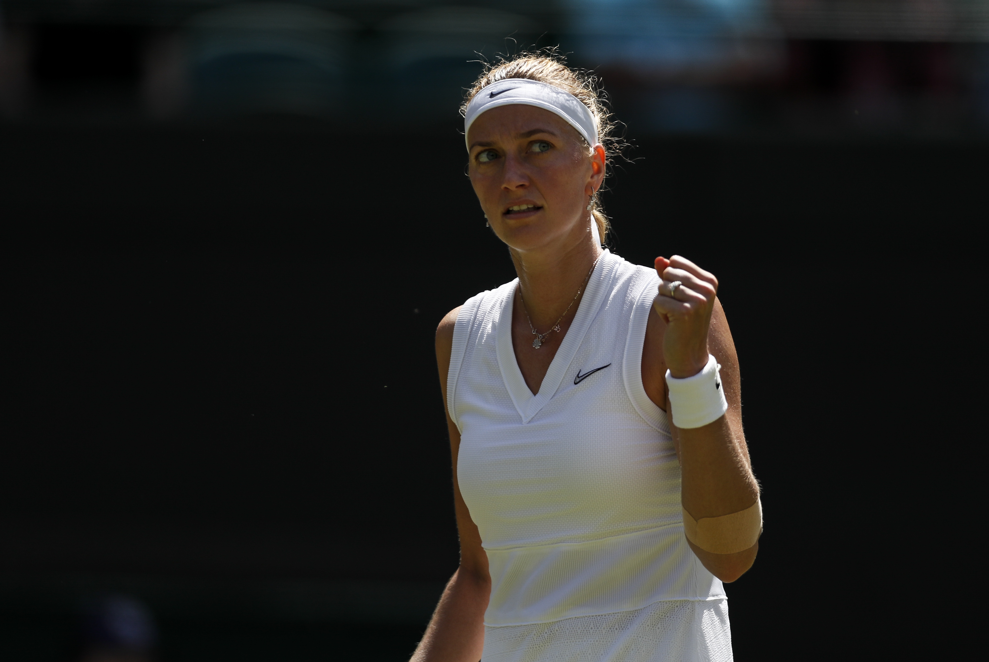 NG体育-包含科维托娃在曼联比赛中势不可挡，出色防守引发热议！的词条