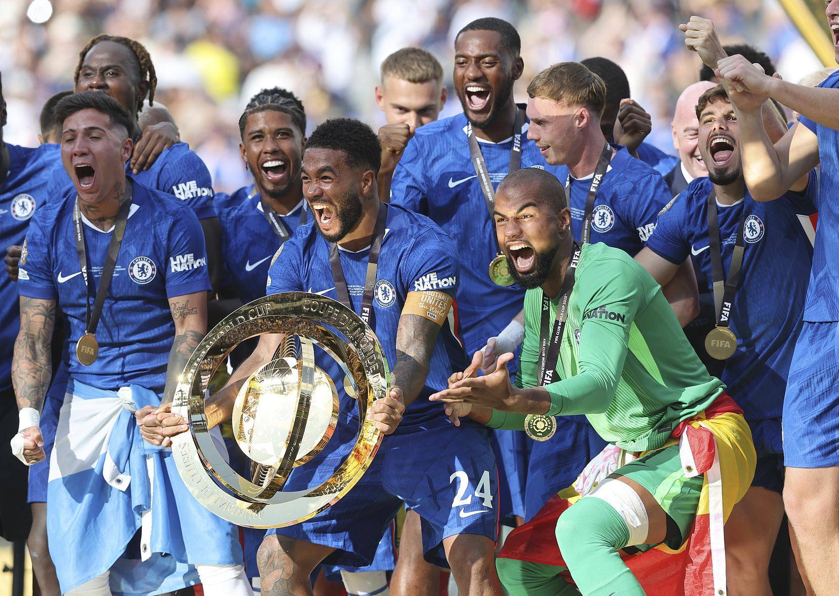 南宫体育- 内马尔在切尔西比赛中关键助攻,大胜引发热议的是谁 