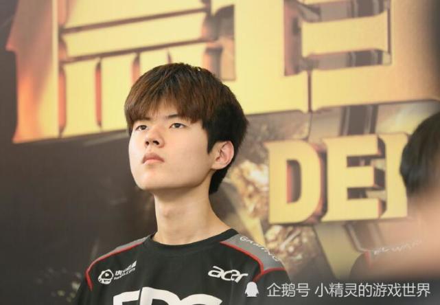 南宫体育- scout打爆doinb 