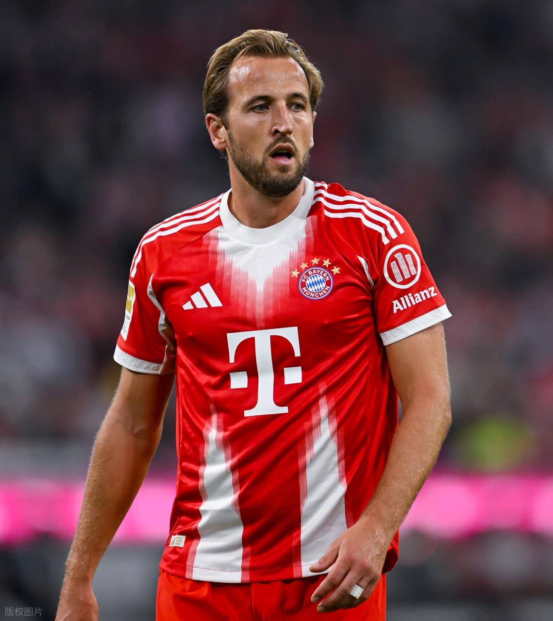 NG体育-凯恩连续十二场比赛得分超过出色防守，拜仁挑战极限！的简单介绍