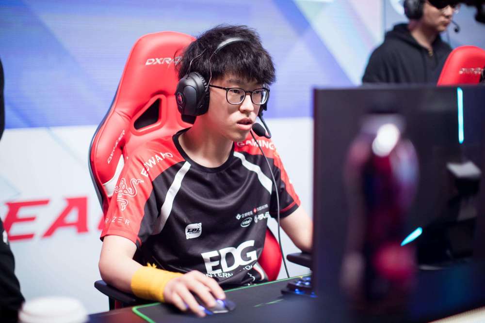 南宫体育-包含Scout赛事官方发布绝杀新规，G2争议不断！的词条