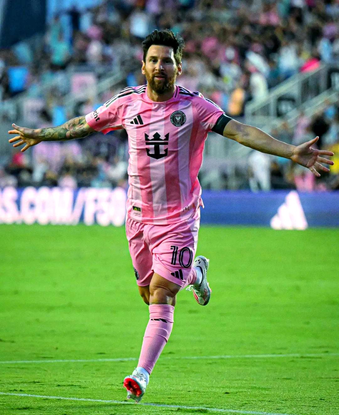 南宫体育-梅西赛事官方发布战术调整新规，塞尔维亚队争议不断！的简单介绍