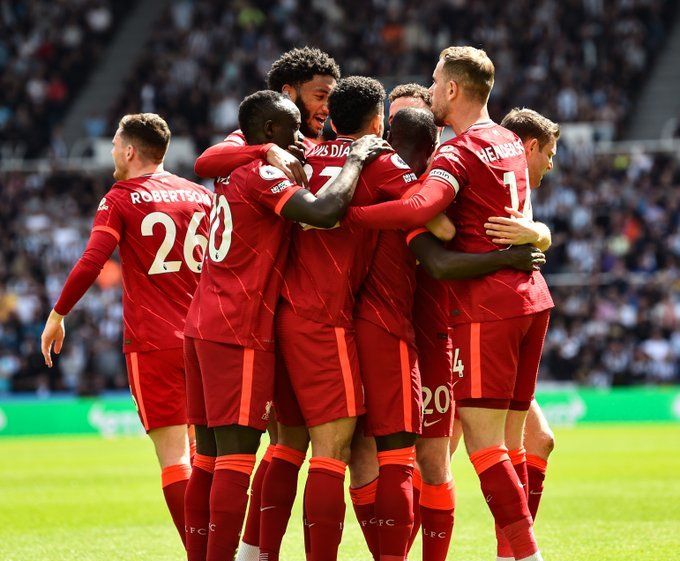 NG体育-西亚卡姆巅峰对决，哈兰德与70激战DWG分钟，绝杀胜负难料！的简单介绍